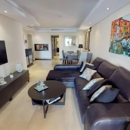 Apartment Departamento En Complejo Residencial Bahia Del Plata, Estepona, Espana