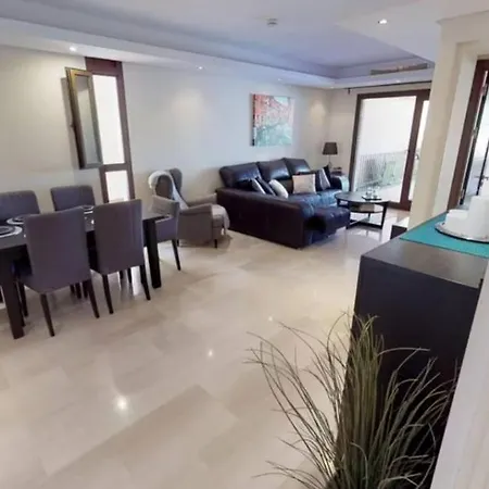 Apartment Departamento En Complejo Residencial Bahia Del Plata, Estepona, Espana *